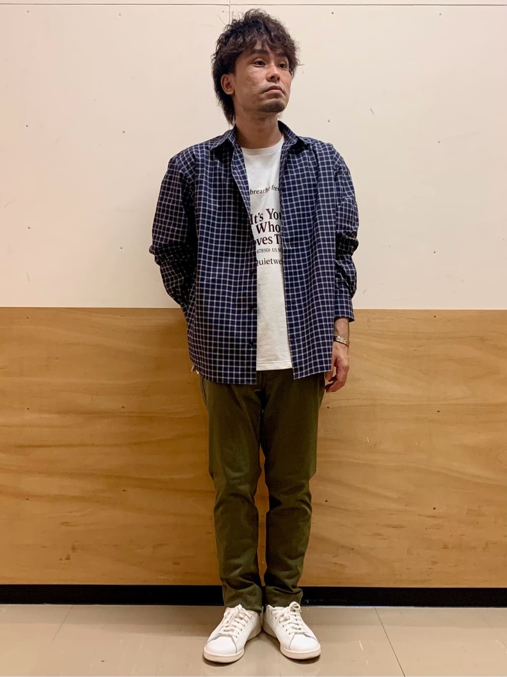 MATUさんの「THE SHOP TK｜チェック＆ストライプ アソート長袖シャツ【洗濯機OK】」を使ったコーディネート