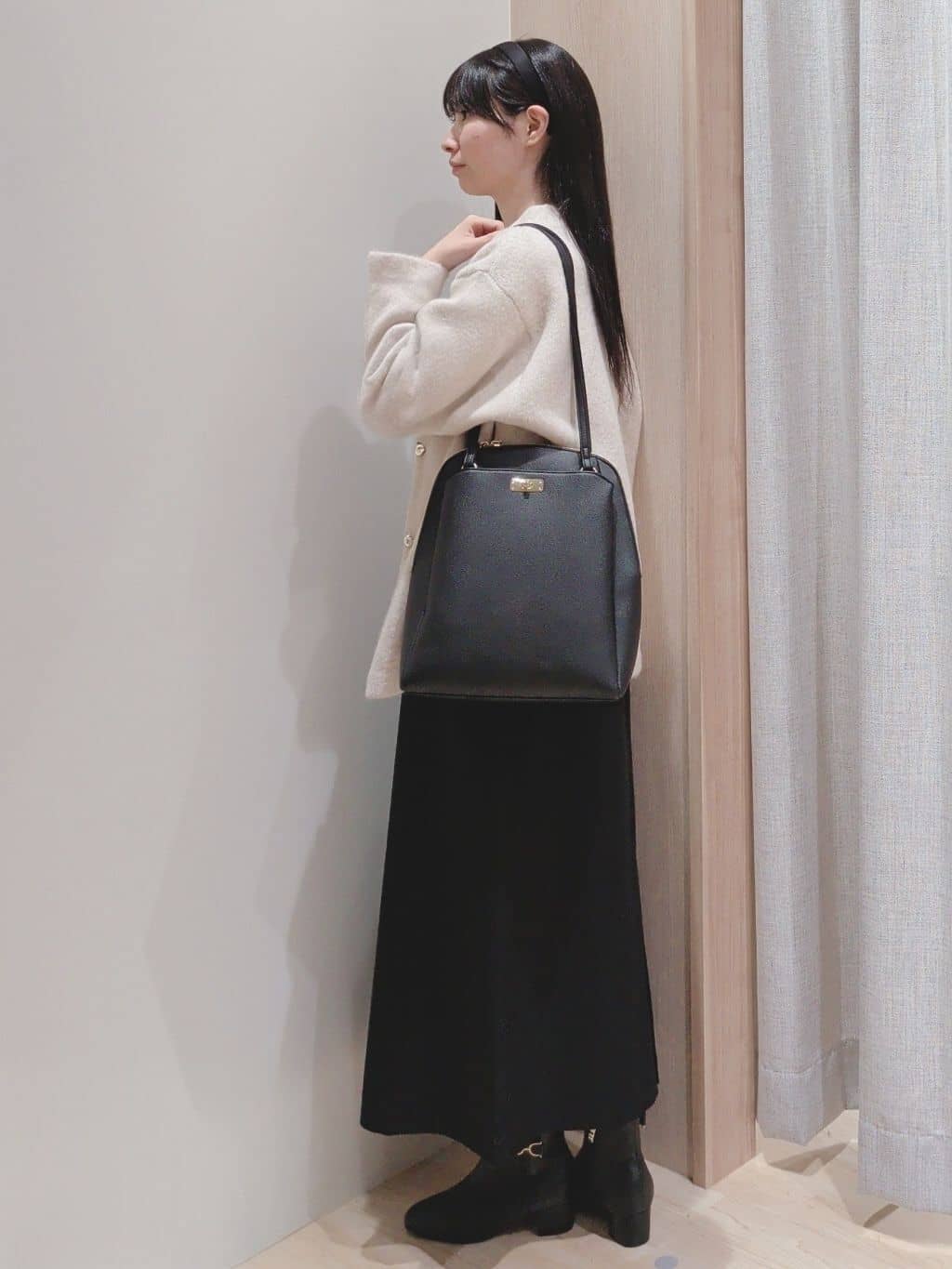 Yuiさんの「grove｜【2WAY/美シルエット】着こなし自在のジャンドレワンピース」を使ったコーディネート