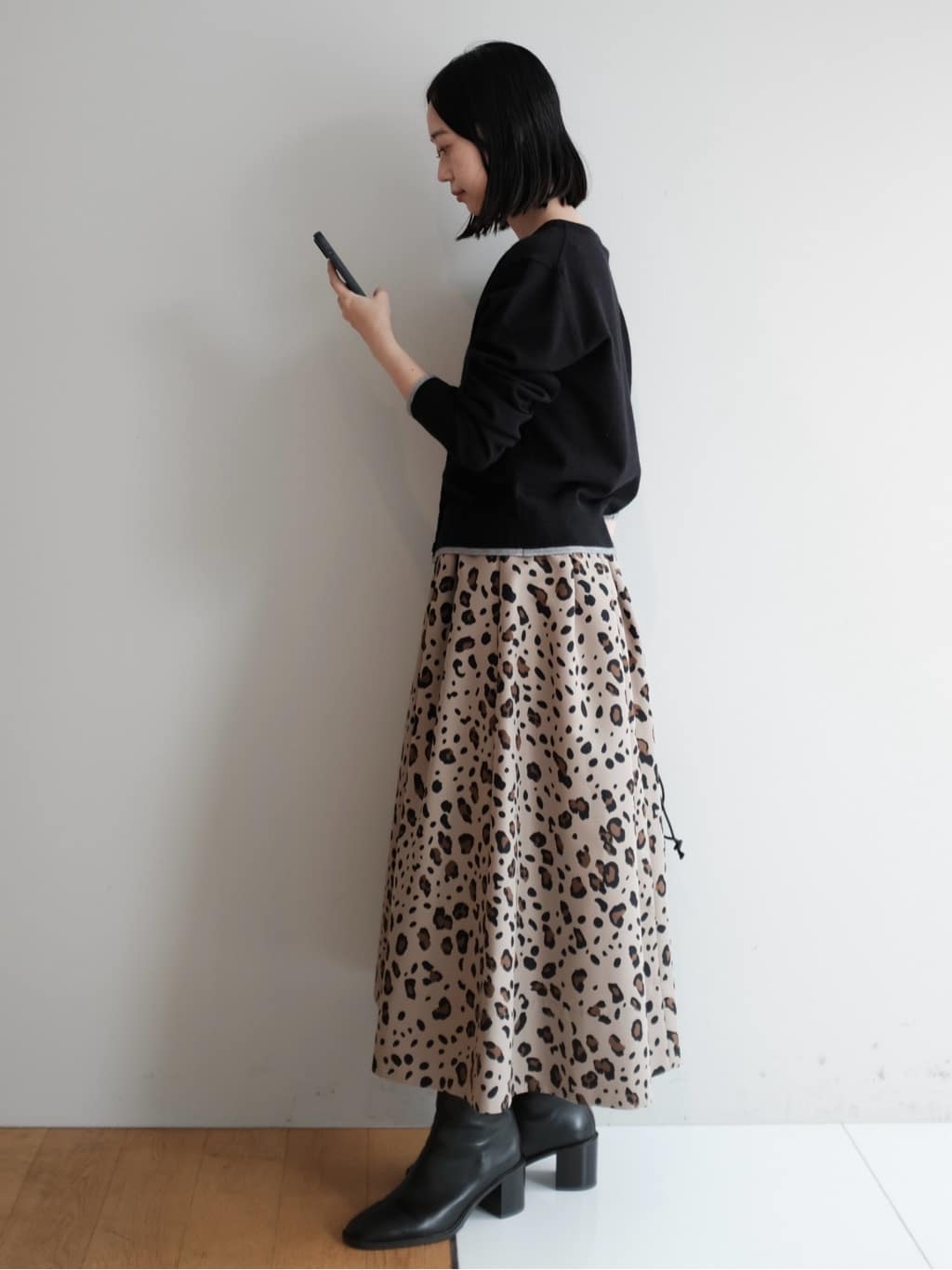Kishimotoさんの「DRESSTERIOR｜◆ショートブーツ」を使ったコーディネート