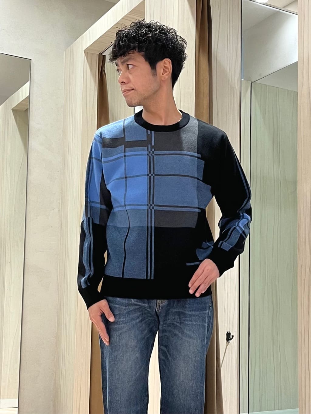 URAさんの「TAKEO KIKUCHI｜【袖取り外し可】デタッチャブル ダウンブルゾン」を使ったコーディネート