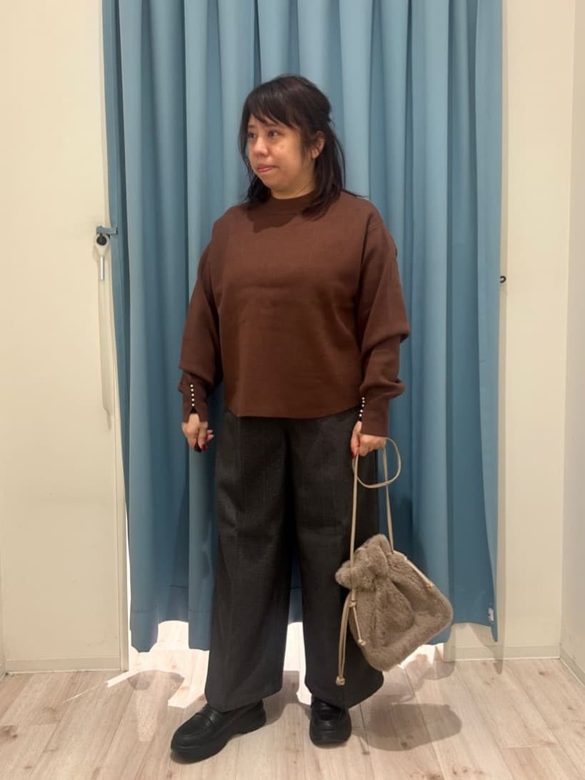 くーさんの「SHOO･LA･RUE｜フェイクファー巾着ショルダーバッグ」を使ったコーディネート