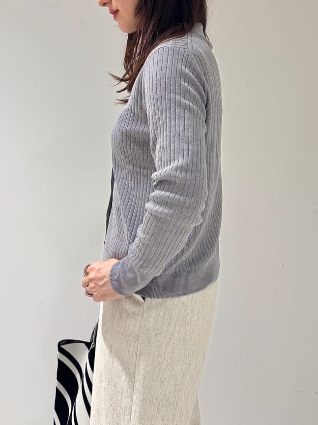 そんさんの「INDIVI｜【トレンド】衿付きワイドリブニット」を使ったコーディネート