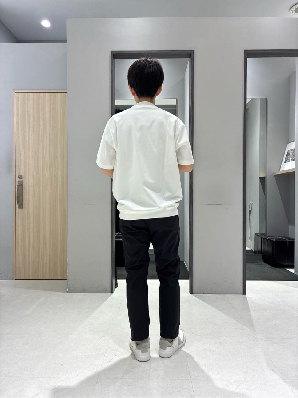 わいずみさんの「TAKEO KIKUCHI｜【抗菌防臭／5サイズ展開】ハイゲージポンチ Tシャツ」を使ったコーディネート