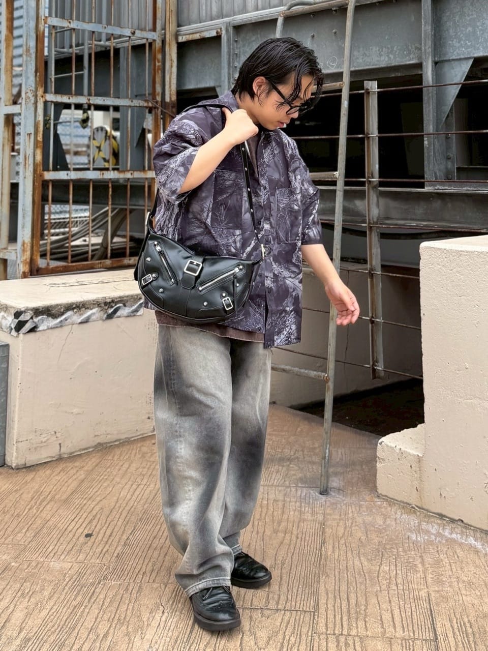 taigaさんの「tk.TAKEO KIKUCHI｜リアルツリーカモフラシャツ」を使ったコーディネート