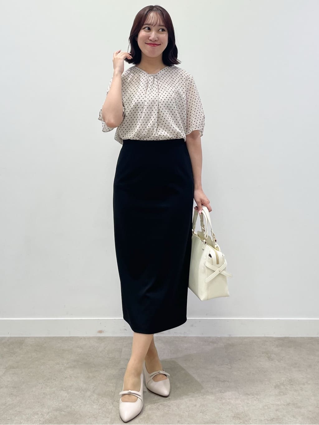 yukariさんの「Reflect｜【マシンウォッシュ可／セットアップ可】コツキ柄プリントブラウス」を使ったコーディネート