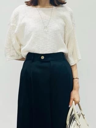 Miwaさんの「UNTITLED｜【セットアップ可/洗える】梳毛調合繊2タックワイドパンツ」を使ったコーディネート
