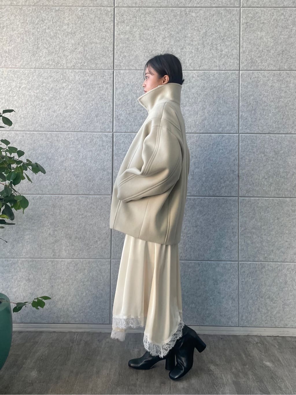 kanakoさんの「CODE A｜wool volume short coat」を使ったコーディネート
