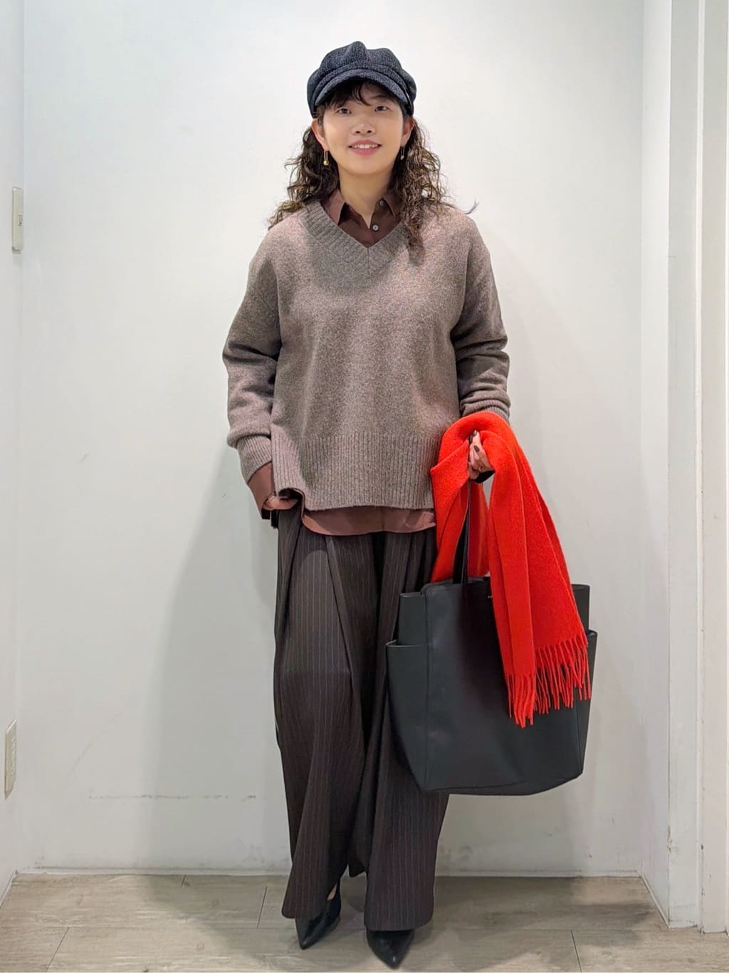 sumicaさんの「OPAQUE.CLIP｜ポケット刺繍レギュラーカラーシャツ【洗濯機OK】」を使ったコーディネート