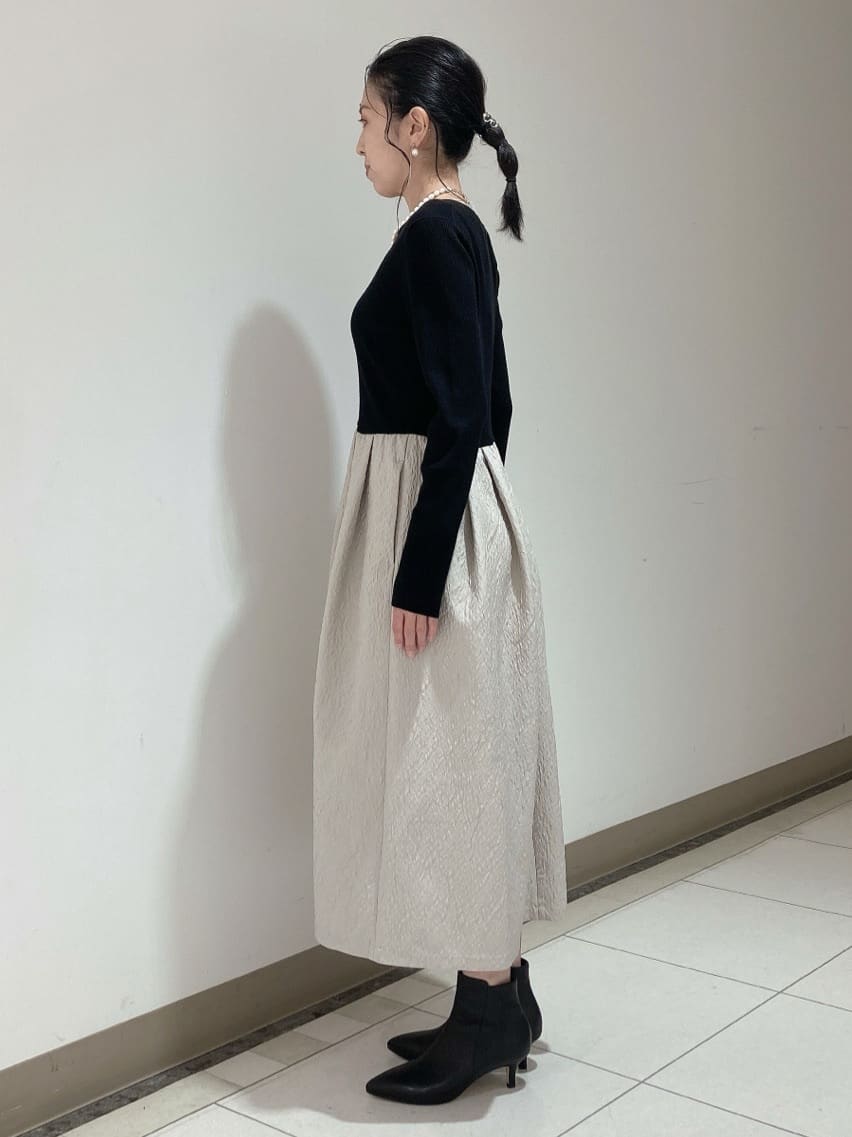環さんの「UNTITLED｜【大人フェミニン/トレンド】ニット&times;ジャカード ドッキングワンピース」を使ったコーディネート