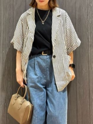 meiさんの「SHOO･LA･RUE｜【S-LL/汗ジミ軽減/ひんやり/UV】体型カバーに タック入りドルマントップス」を使ったコーディネート