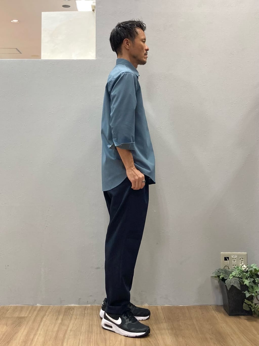 シュンさんの「TAKEO KIKUCHI｜【COOL CITY WEAR】DotAir（R）サッカー シャツ」を使ったコーディネート