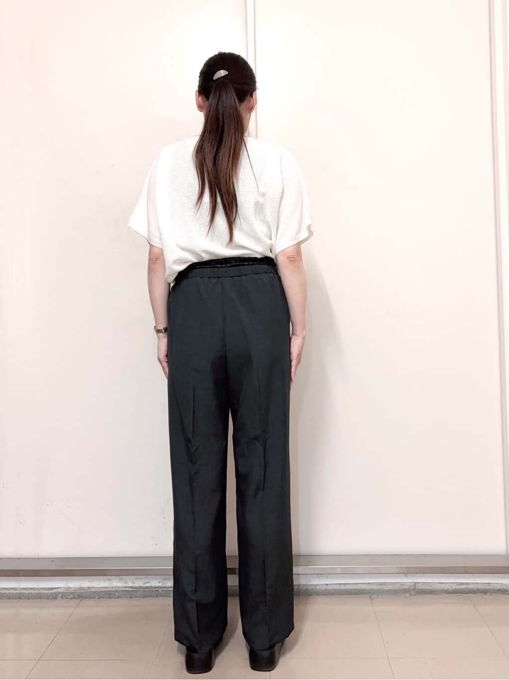 あきさんの「OPAQUE.CLIP｜《5色展開／S-LLサイズ》リラクシーメッシュニット【洗濯機洗い可】」を使ったコーディネート