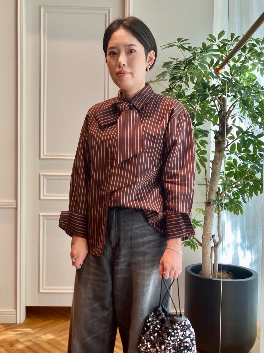 konominさんの「DRESSTERIOR｜ヴィンテージ加工ワイドデニムパンツ」を使ったコーディネート