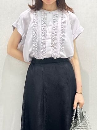Miwaさんの「UNTITLED｜フープトップネックレス」を使ったコーディネート