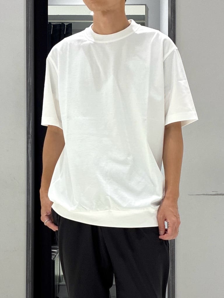 わいずみさんの「TAKEO KIKUCHI｜【COOL CITY WEAR】エアートール オープンカラーシャツ /接触冷感・通気性」を使ったコーディネート