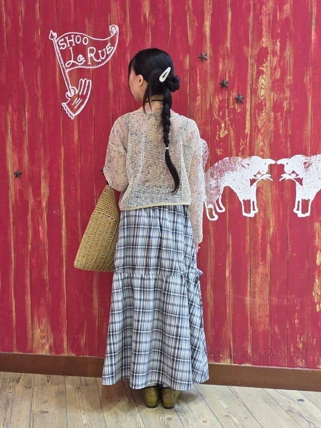 remiiiさんの「SHOO･LA･RUE｜【S-LL】シルエットが変えられる チェック柄リボンフレアスカート」を使ったコーディネート