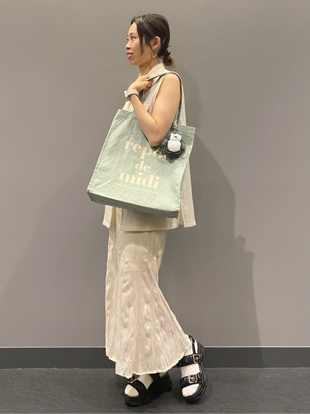 hiraさんの「ESPERANZA｜厚底クシュクシュベルトスポサン」を使ったコーディネート