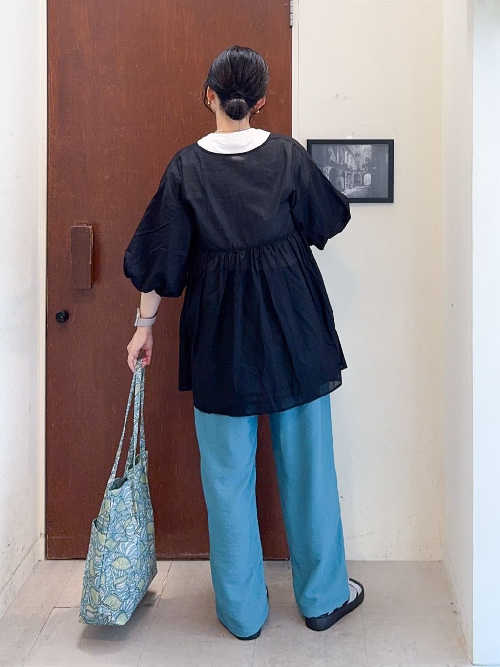 𝐇𝐢𝐫𝐨𝐦𝐢さんの「SHOO･LA･RUE｜【S-LL/ひんやり/UV】選べる6柄でそれぞれ欲しくなる プリントTシャツ」を使ったコーディネート