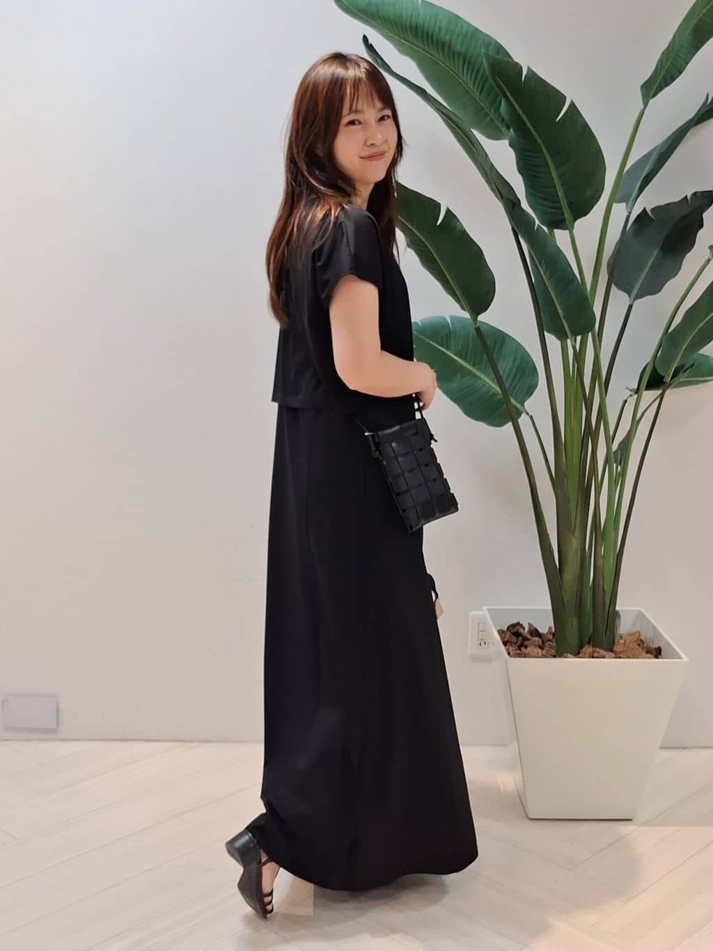 YuKaRiさんの「UNTITLED｜マーブルドロップネックレス」を使ったコーディネート