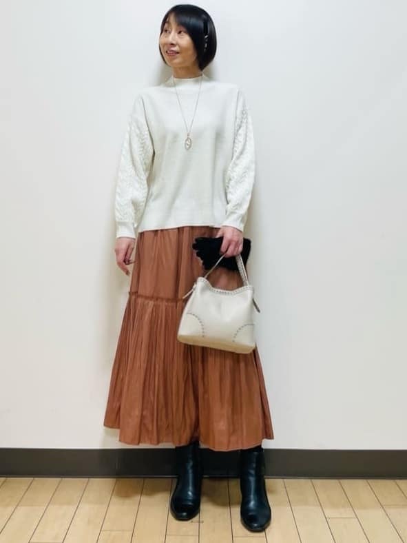 Riiさんの「Reflect｜【腰周りすっきり◎】プリーツギャザースカート」を使ったコーディネート