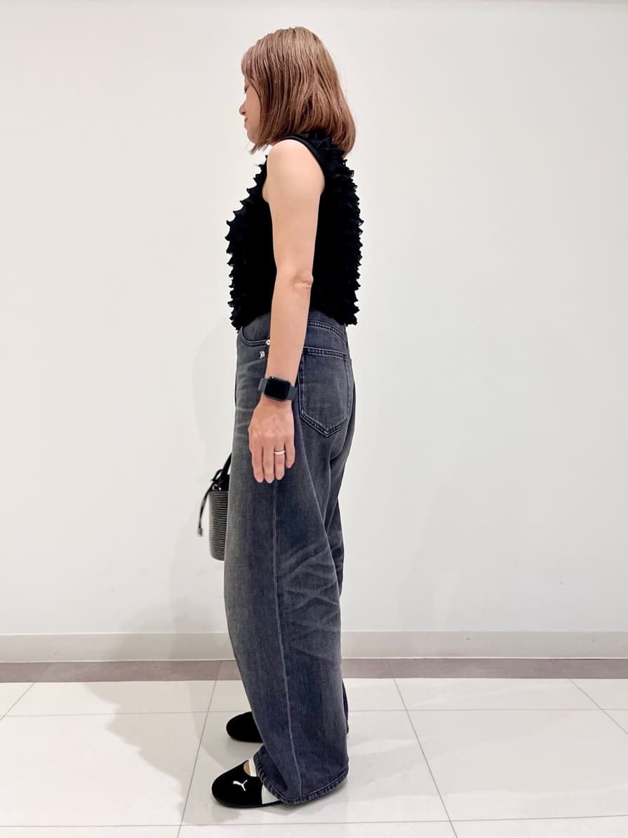 Reecoさんの「DRESSTERIOR｜ヴィンテージ加工ワイドデニムパンツ」を使ったコーディネート