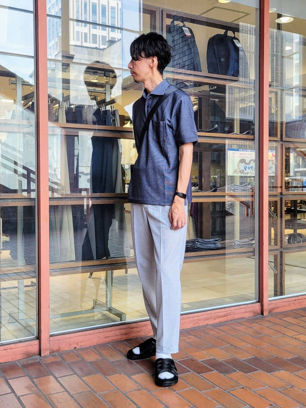 piroyaさんの「TAKEO KIKUCHI｜【抗菌防臭／9色5サイズ展開】ハニカムメランジ ポロシャツ」を使ったコーディネート