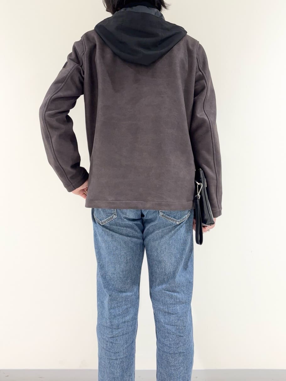 及川さんの「TAKEO KIKUCHI｜【JUST ONE LAYER】ダウンファブリック ジップアップ フード ブルゾン」を使ったコーディネート