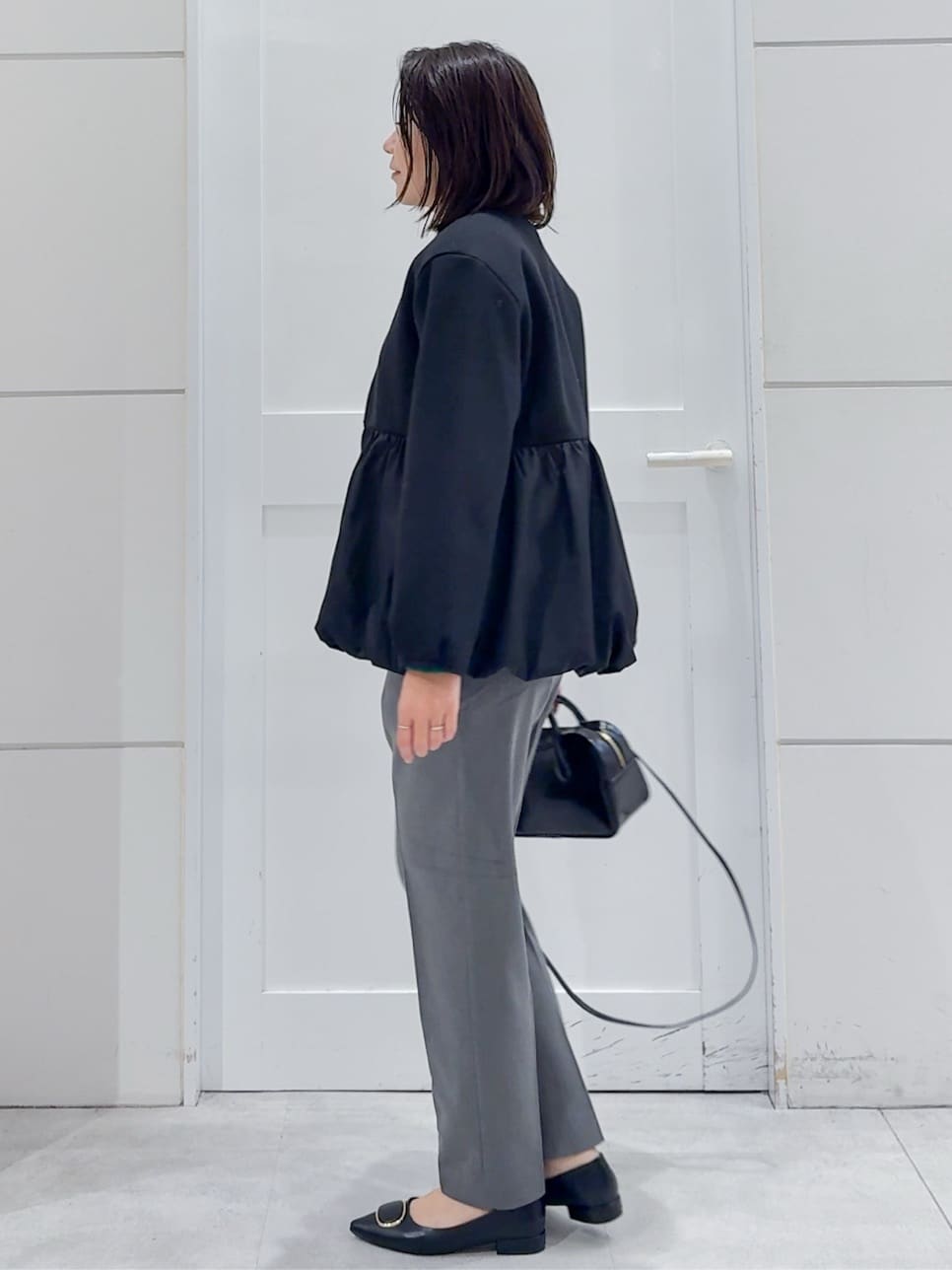 yuka.aさんの「OPAQUE.CLIP｜ウォームタッチ イージーテーパードパンツ【洗濯機洗OK／ストレッチ】」を使ったコーディネート