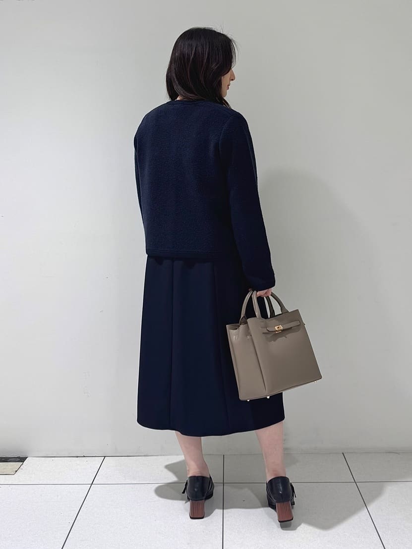 そんさんの「INDIVI｜【ミニブークレ素材】ジャケットライクカーディガン」を使ったコーディネート