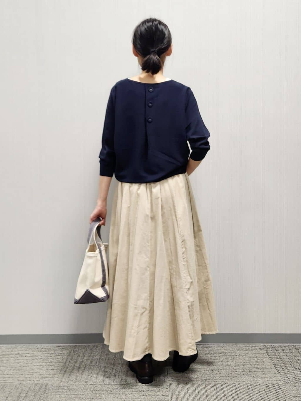 naraさんの「Dessin｜【洗える】後ろボタンニットプルオーバー七分袖」を使ったコーディネート