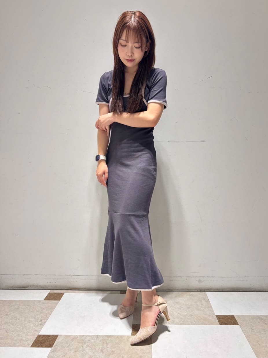 せらら⭐️さんの「ESPERANZA｜アンクルストラップパンプス」を使ったコーディネート