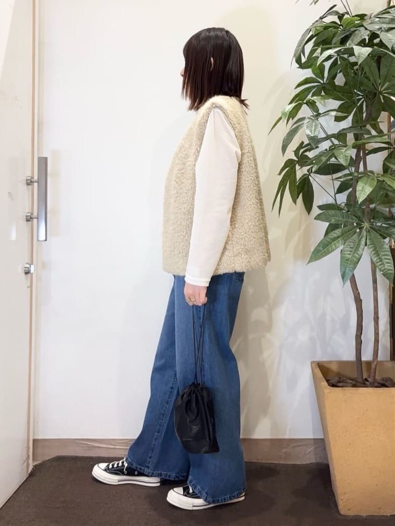 宗形さんの「SHOO･LA･RUE｜【洗える/S-LL】上品見え ベロア調シアートップス」を使ったコーディネート