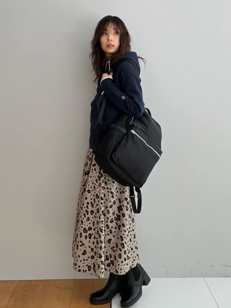 misaさんの「DRESSTERIOR｜◆【DRESSTERIOR定番】【WEB限定サイズあり】吊裏毛 パーカー」を使ったコーディネート