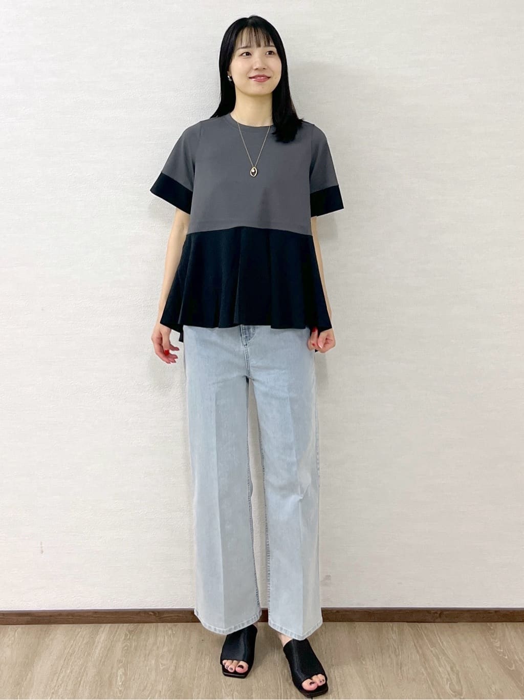 sachikoさんの「OPAQUE.CLIP｜配色フハクドッキングペプラムトップス【洗濯機洗い可／抗ピル】」を使ったコーディネート
