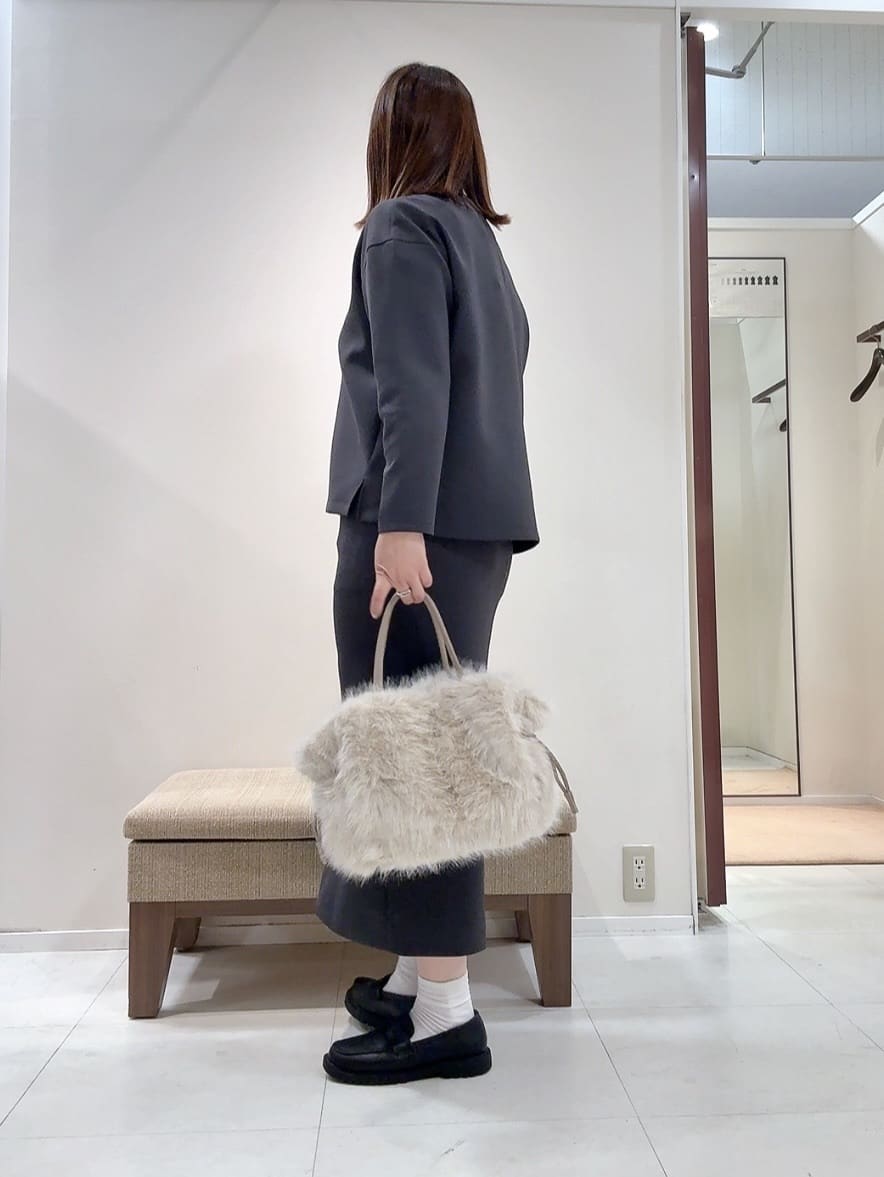 YUIさんの「UNTITLED｜【セットアップ可/洗える/ウエストゴム】ダンボールジャージスカート」を使ったコーディネート