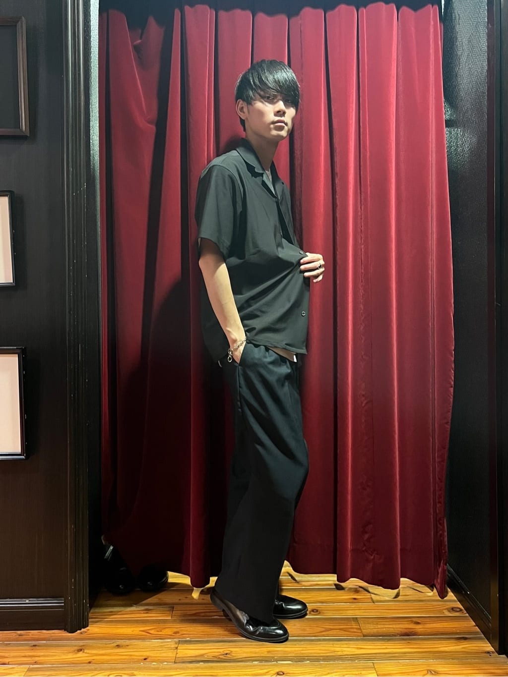 うっちーさんの「TAKEO KIKUCHI｜【COOL CITY WEAR】エアートール オープンカラーシャツ /接触冷感・通気性」を使ったコーディネート