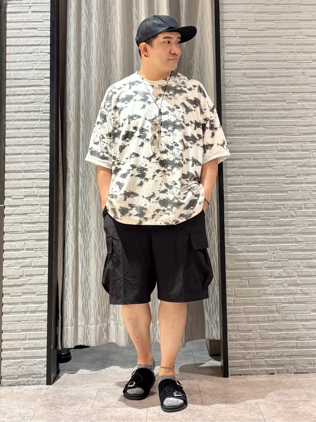 Pーyamaさんの「THE SHOP TK｜タイダイクールポンチビッグTシャツ」を使ったコーディネート