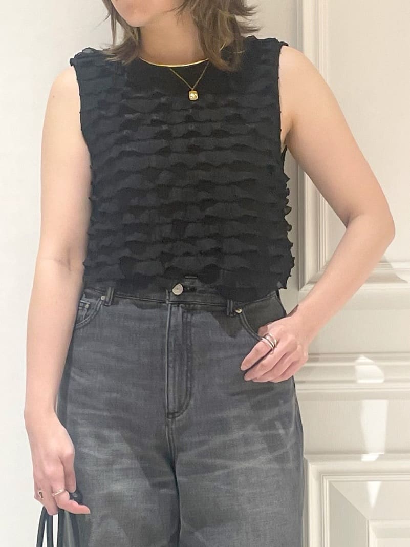 makiさんの「DRESSTERIOR｜provoke（プロヴォーク）【別注】 フリフリ タンクトップ」を使ったコーディネート