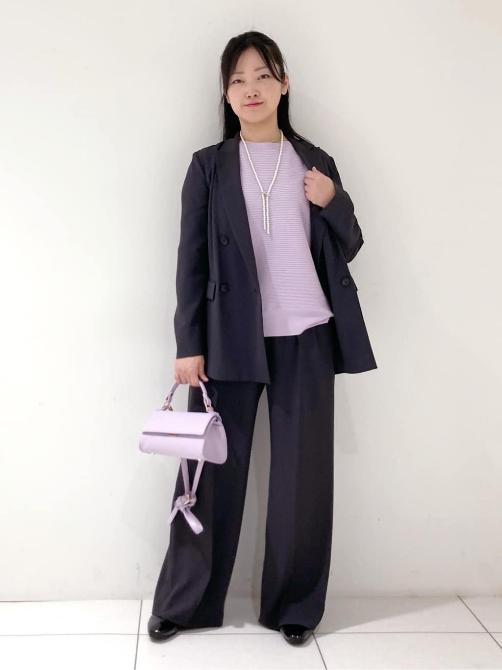 momokoさんの「INDIVI｜【洗える／体型カバー】美シルエットニット」を使ったコーディネート