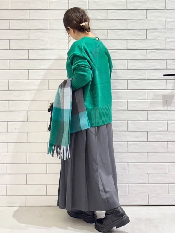 yさんの「OPAQUE.CLIP｜ワイドプリーツスカート【洗濯機OK】」を使ったコーディネート