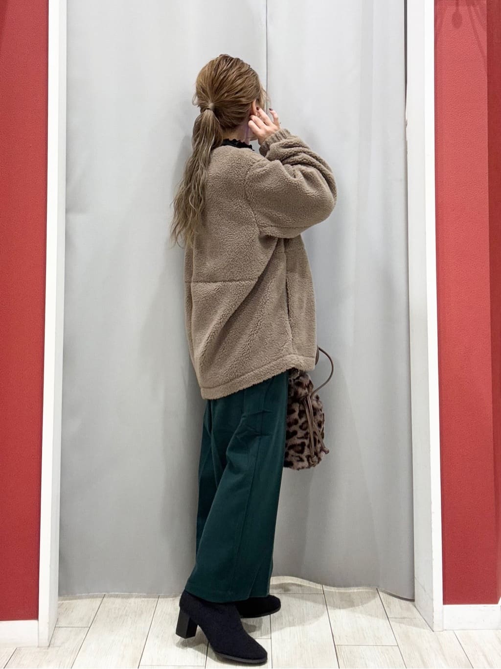 shioさんの「SHOO･LA･RUE｜【洗濯機可/S-LL】きちんと見えする あったか裏起毛ガウチョパンツ」を使ったコーディネート