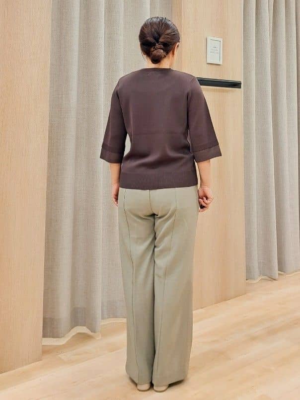 ふるさんの「grove｜【ひんやり多機能】やわらかドライタッチ 袖口シアードッキングプルオーバー」を使ったコーディネート