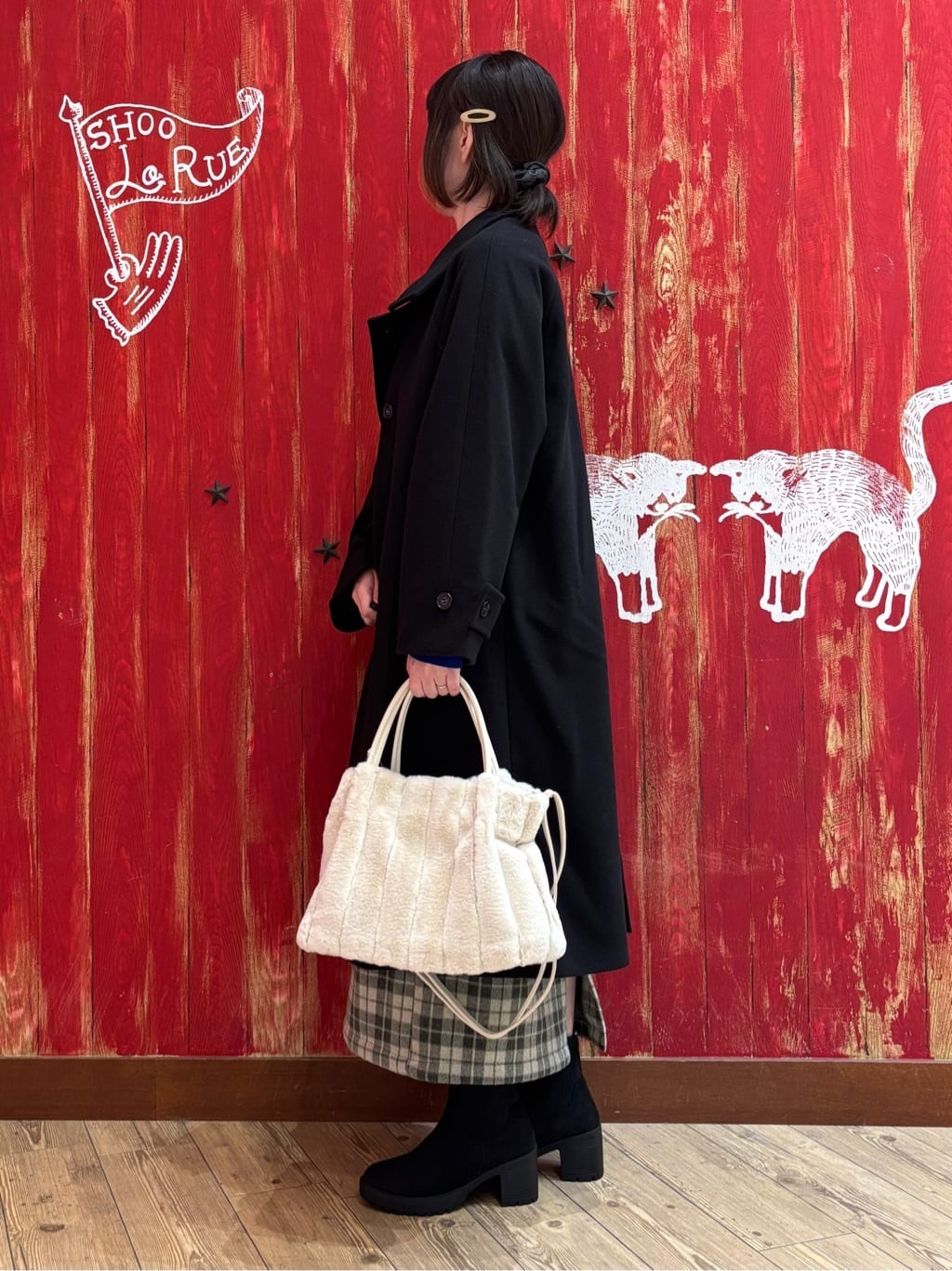 マエDさんの「SHOO･LA･RUE｜【高レビュー/2WAY】きれい見えで上品な ストライプファートートバッグ」を使ったコーディネート