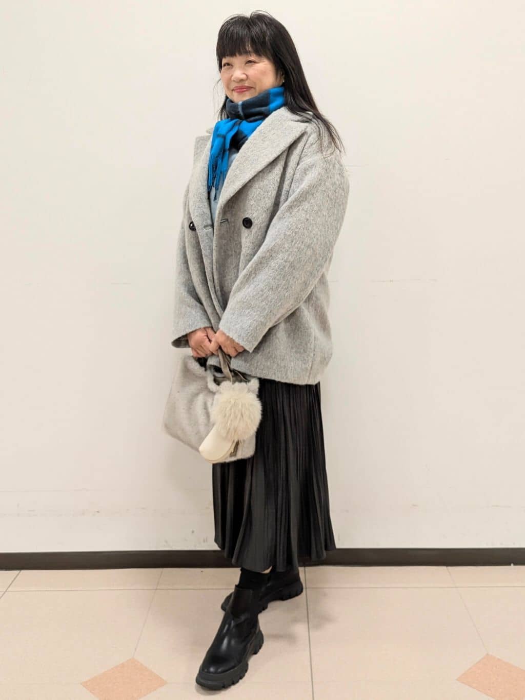 ともさんの「UNTITLED｜【大人な品格/ふわふわニット】フォックスカシミヤ コクーンニット」を使ったコーディネート