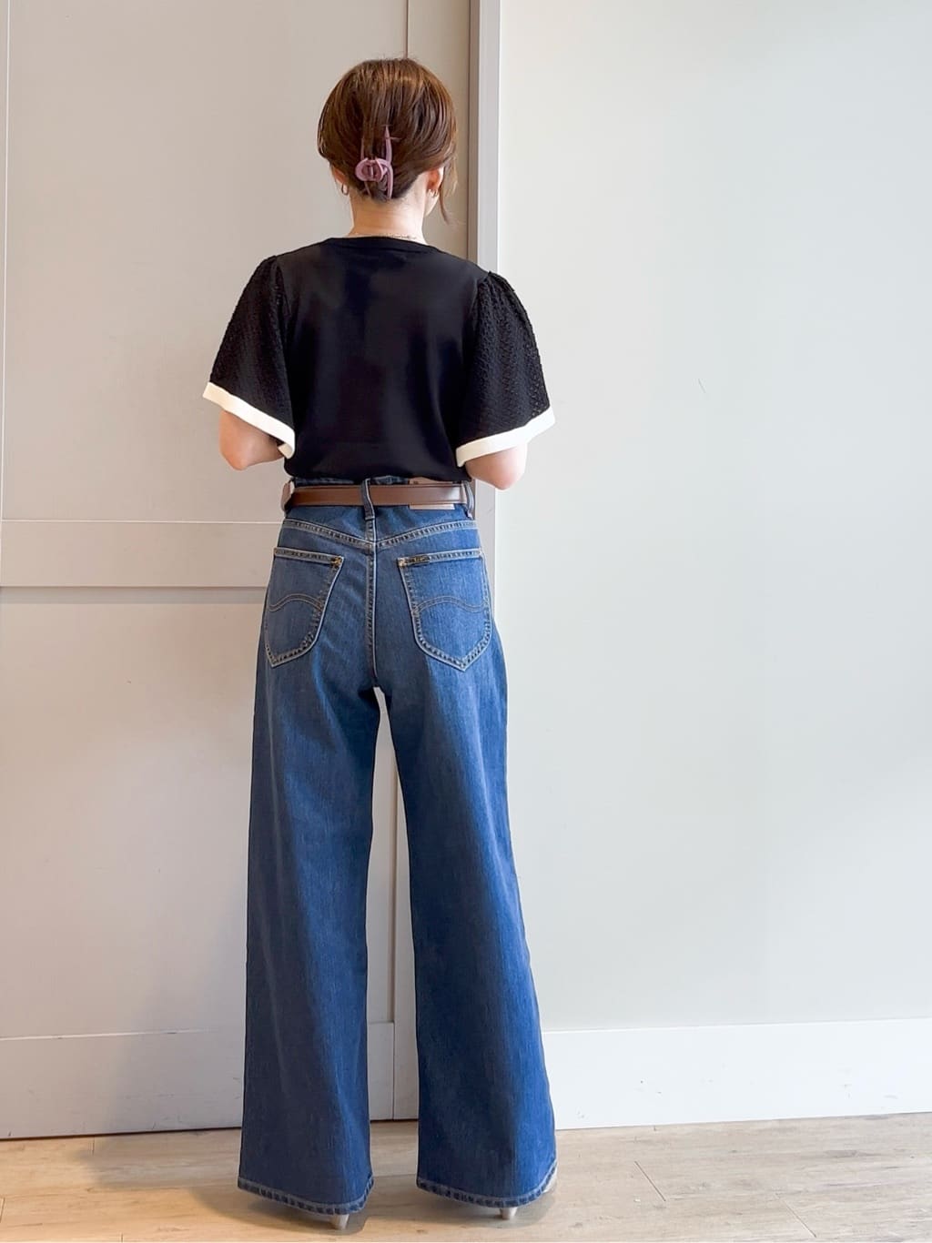 yamakoさんの「grove｜メタルバックル中太ベルト」を使ったコーディネート