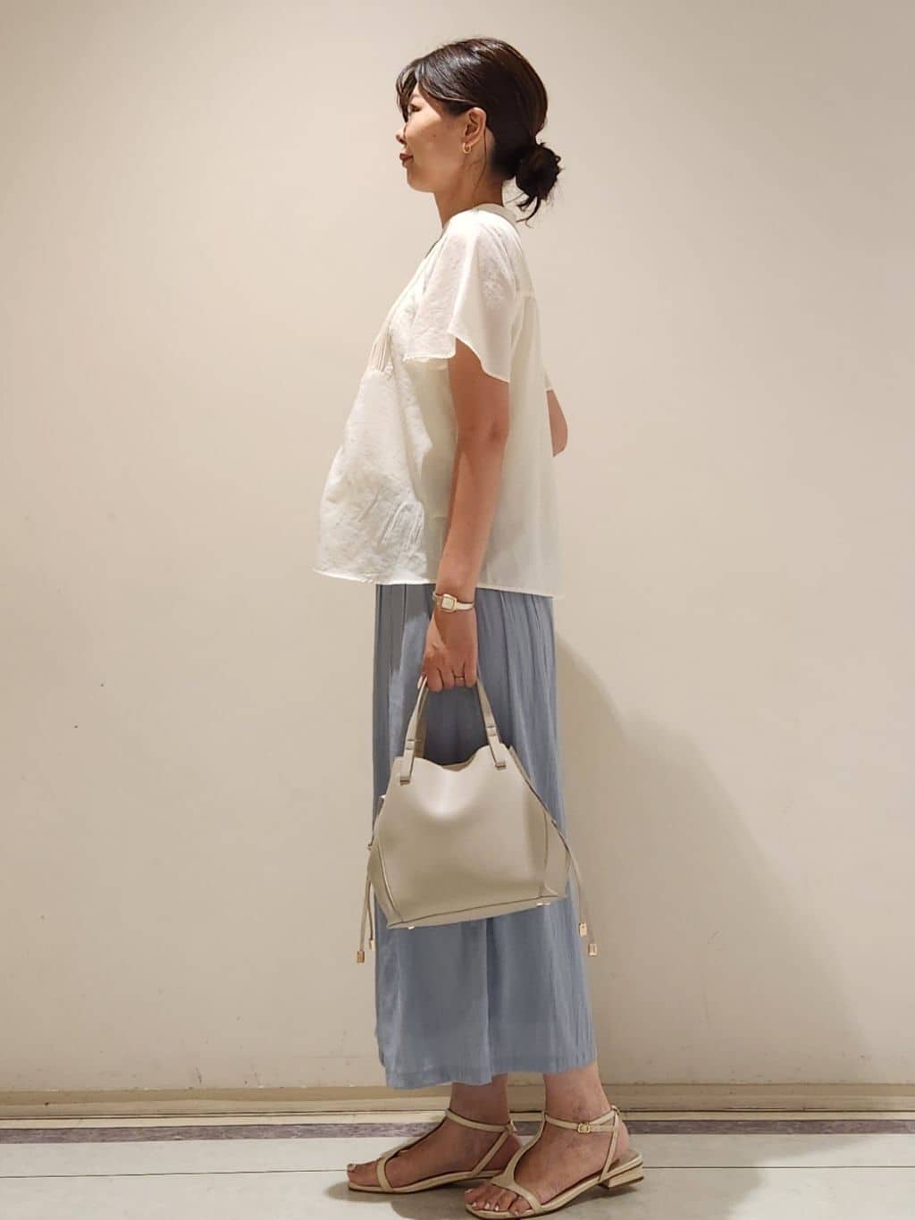 yukaさんの「COUP DE CHANCE｜【手洗い可】タックデザインブラウス」を使ったコーディネート