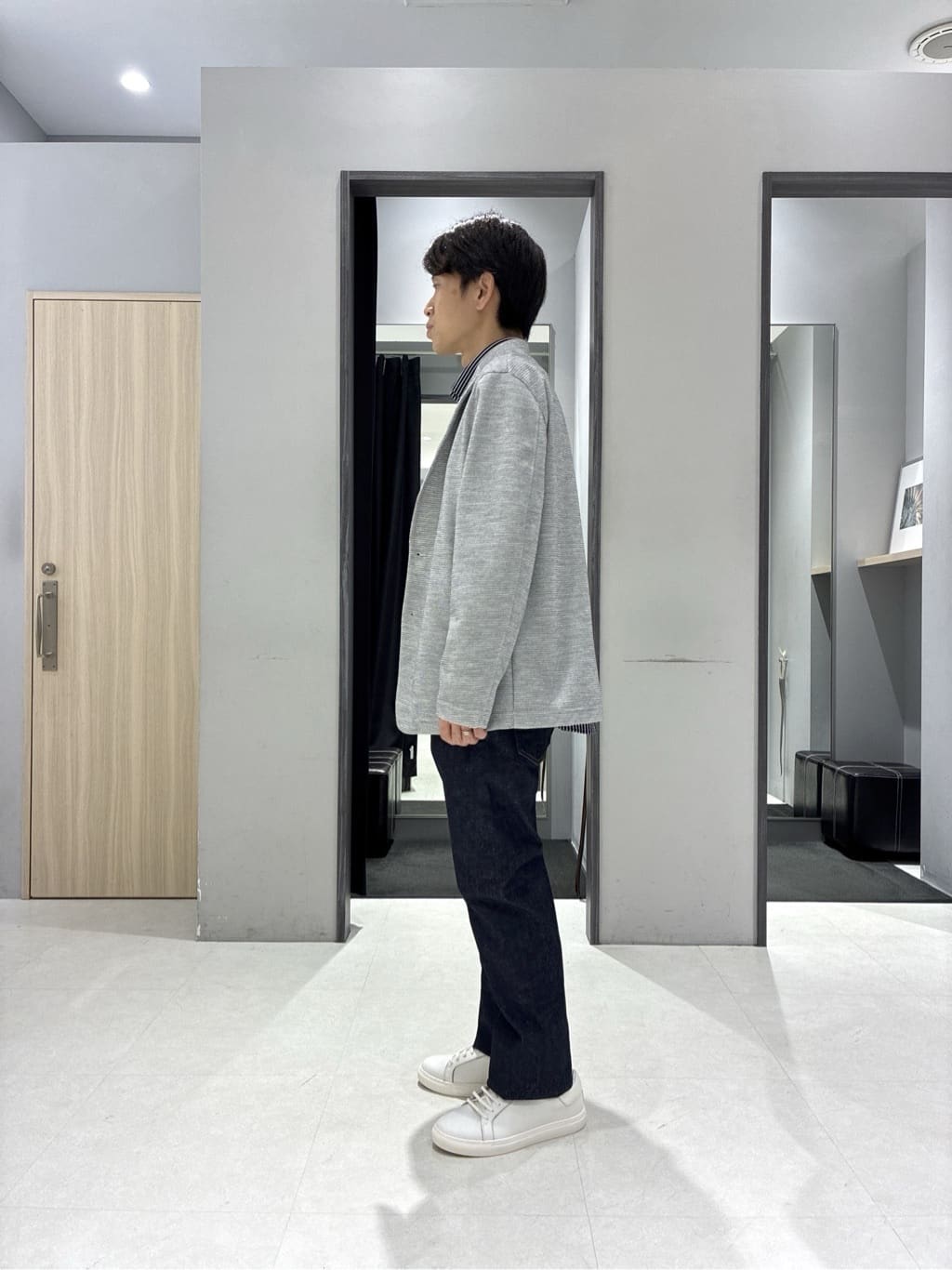 わいずみさんの「TAKEO KIKUCHI｜【尾州織】ショールカラー カーディガン」を使ったコーディネート