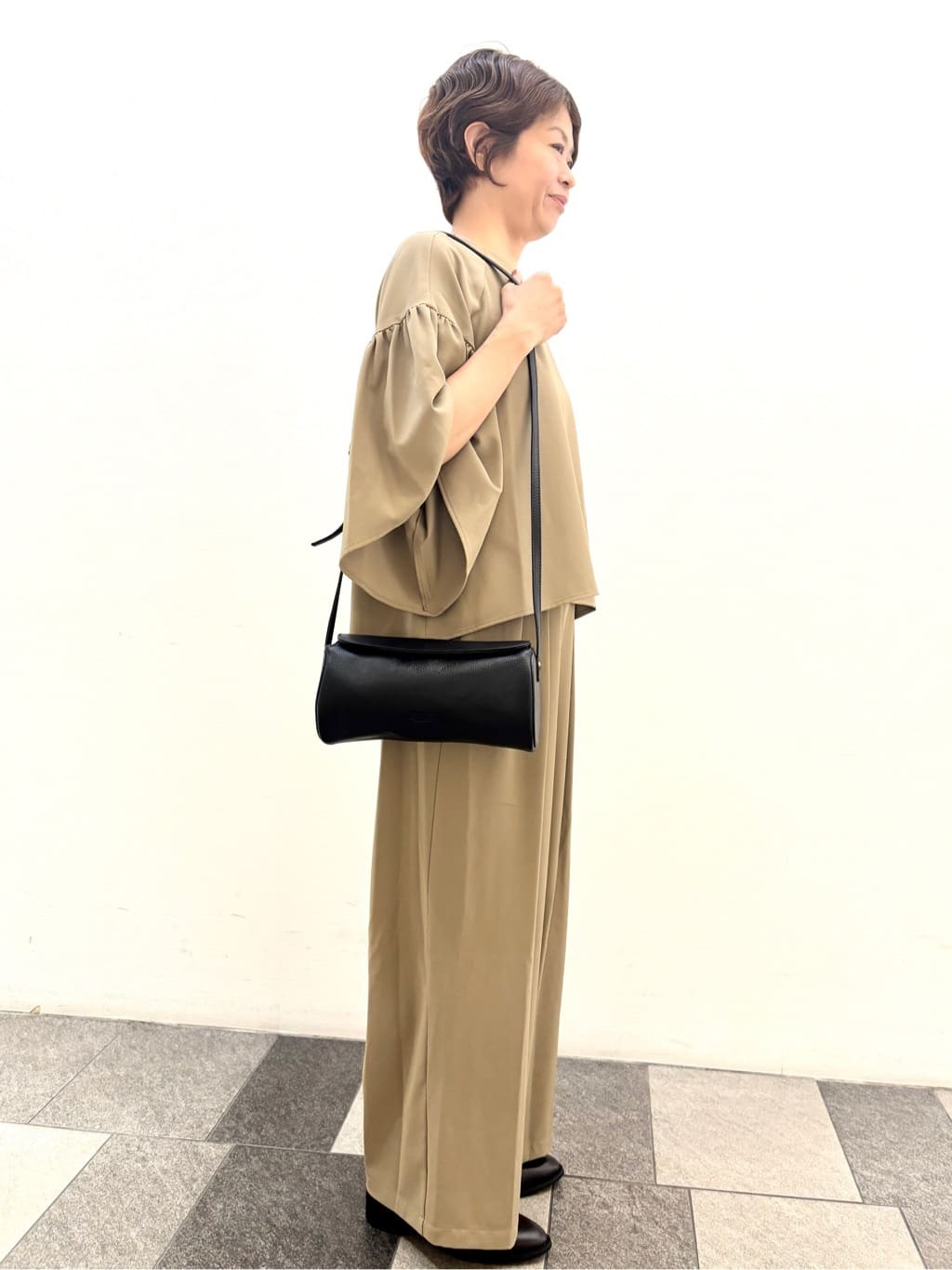 Haruさんの「Dessin｜【セットアップ可・洗える】ダブルタックワイドパンツ」を使ったコーディネート