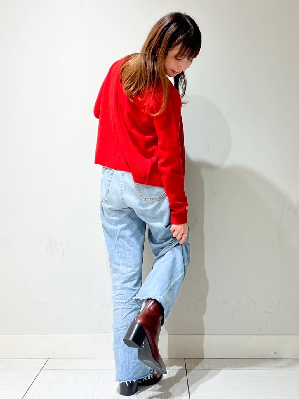 じゅんさんの「DRESSTERIOR｜センタープレス ワイドストレートデニム」を使ったコーディネート