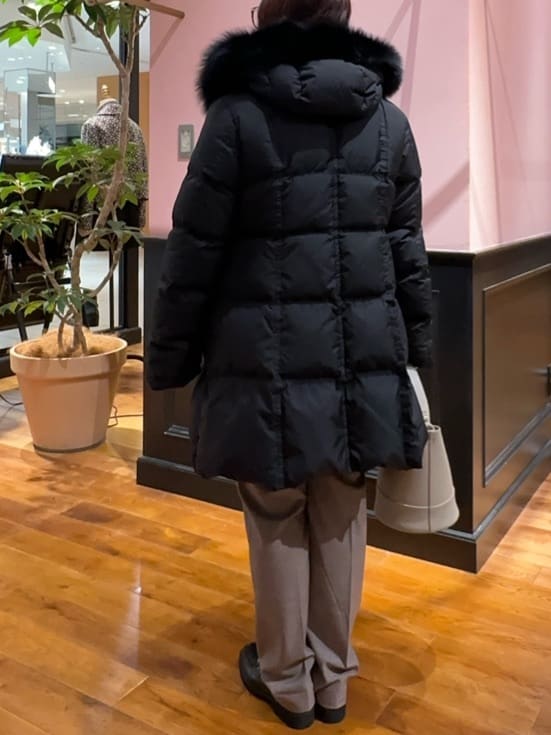 Asamiさんの「DRESSTERIOR｜アルパカブレンドVネックニット」を使ったコーディネート
